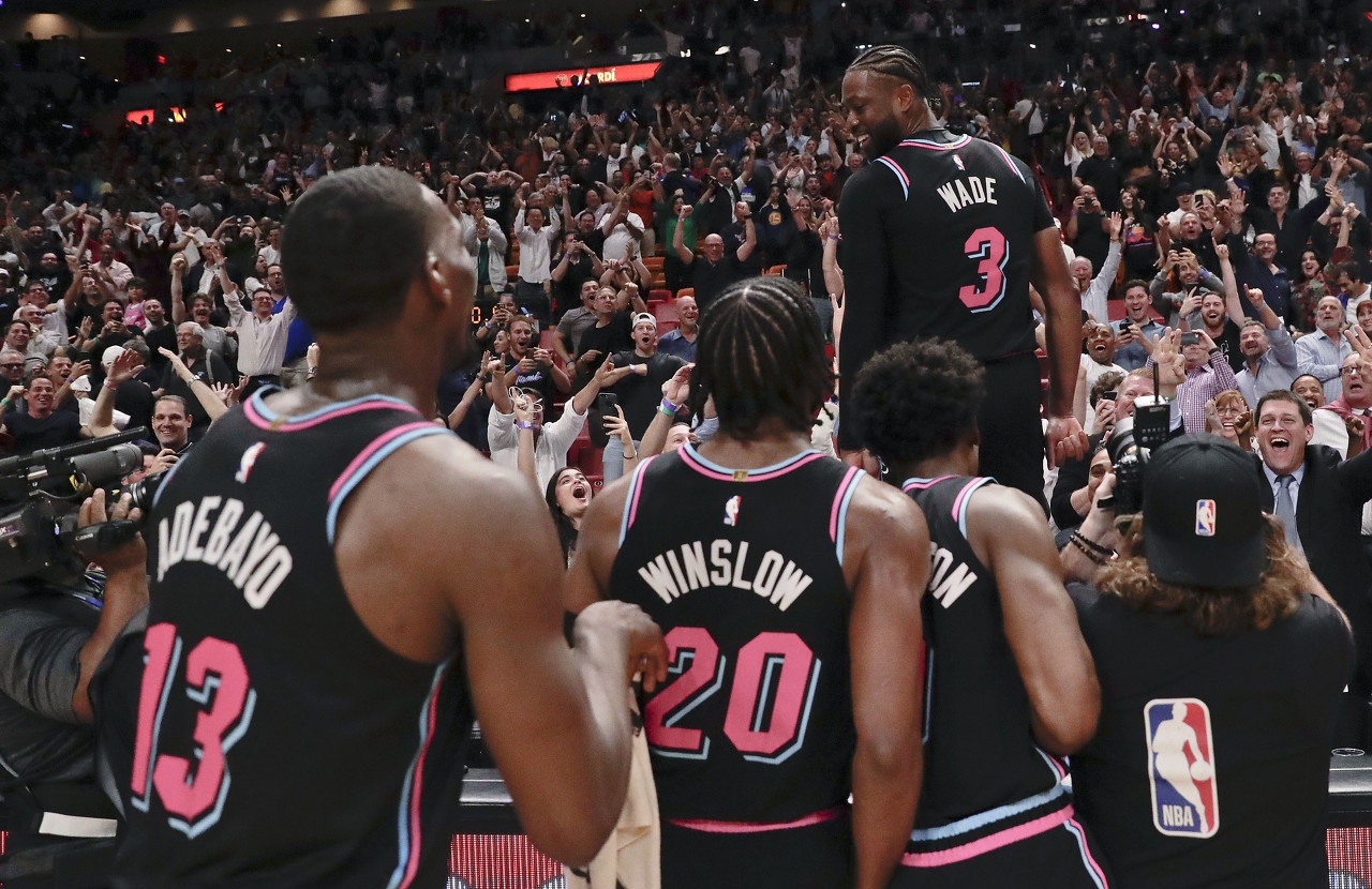 费城76人内部会议纪要流出——今晚绝杀压哨，NBA常规赛使命明确，医务组通报恢复的简单介绍