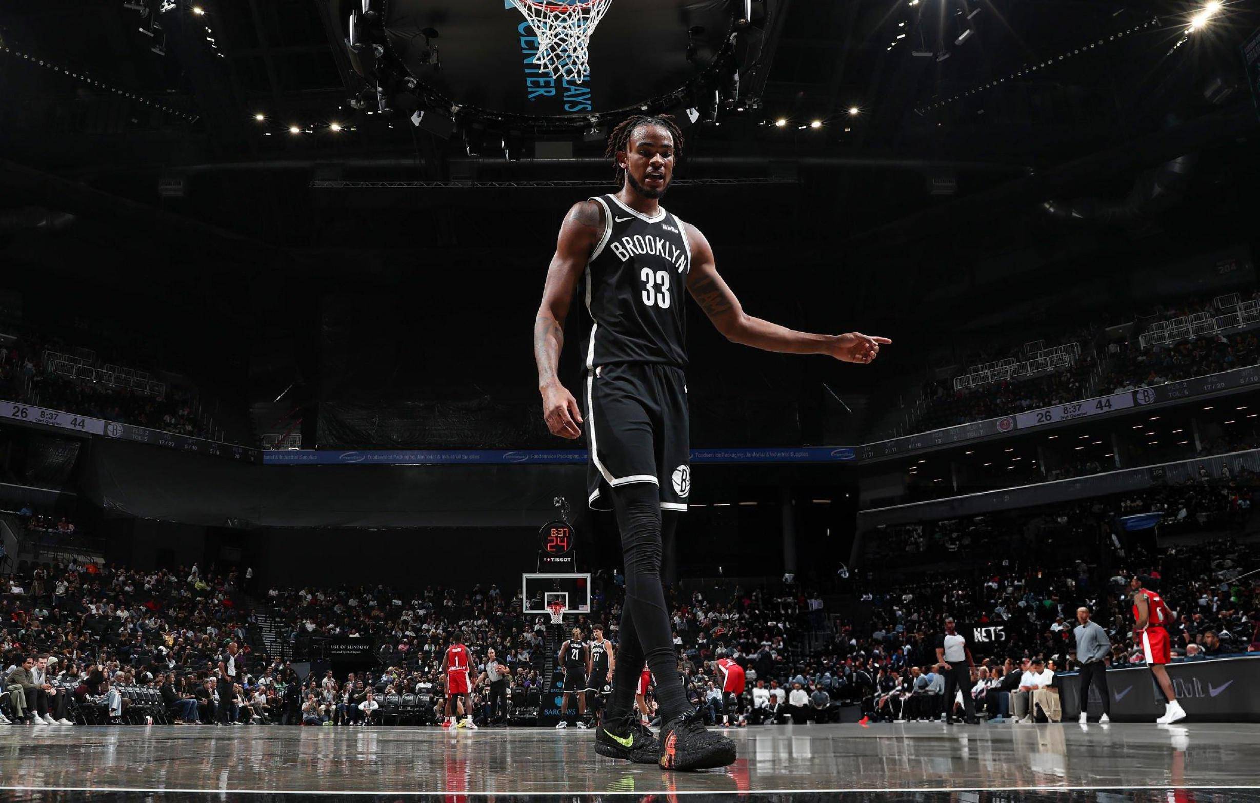 包含赛前NBA季后赛传出新动向，犹他爵士内部沟通，管理层表态——话题不断，阵容厚度经受考验的词条